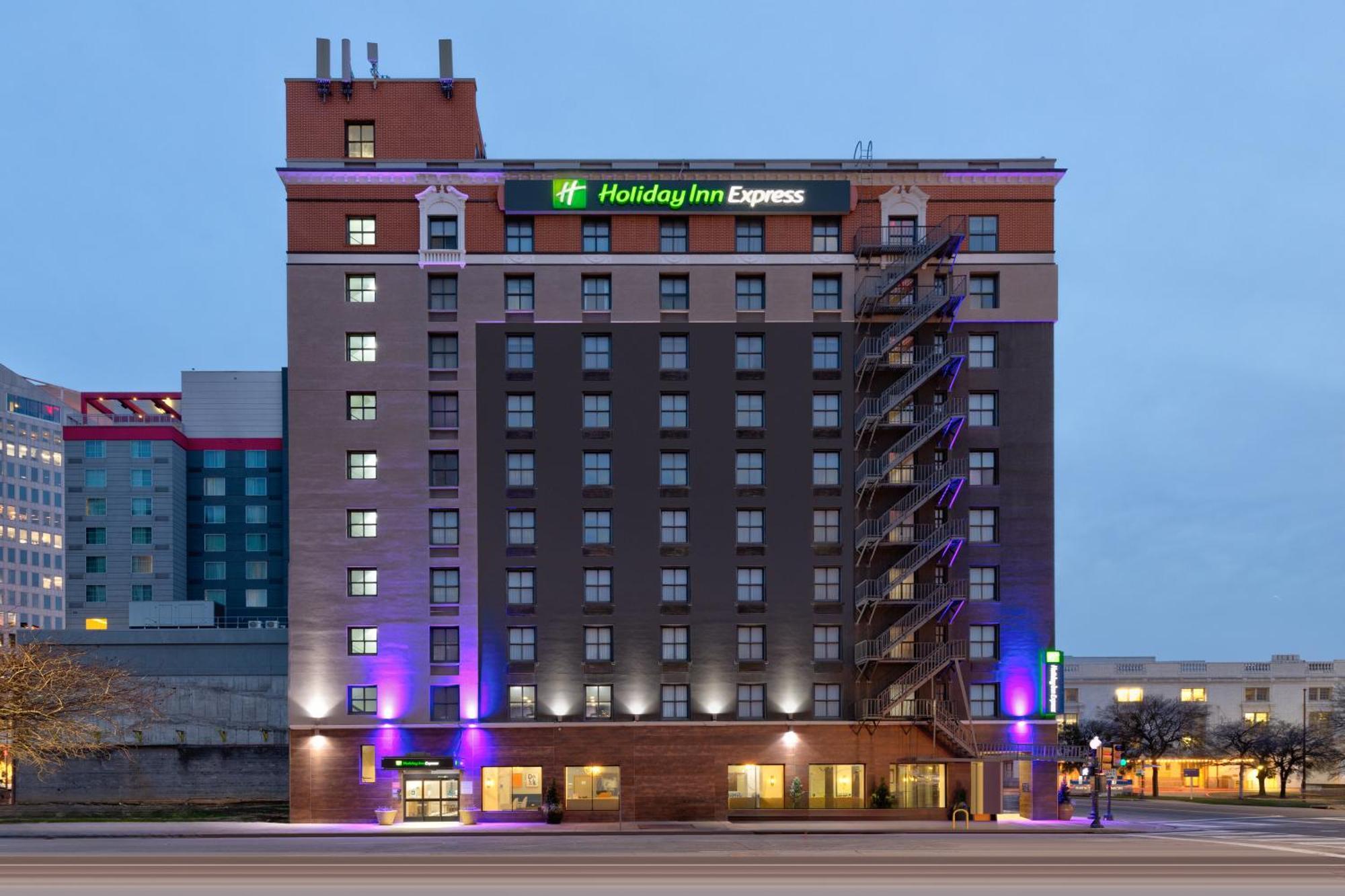 Holiday Inn Express - Dallas Downtown By Ihg Εξωτερικό φωτογραφία